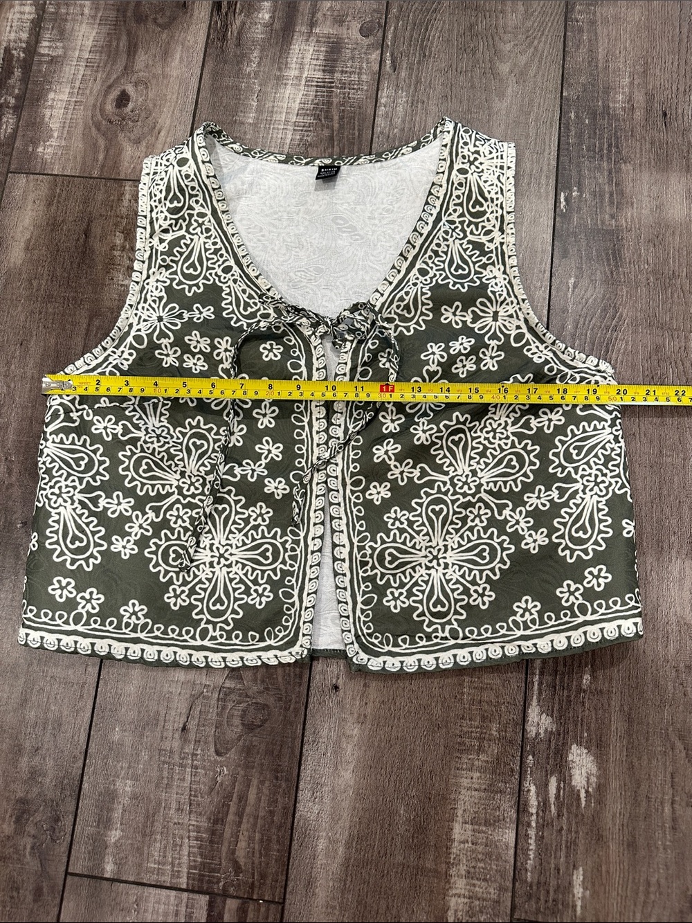 SHEIN Olive Green Vest with White Embroidered Trim